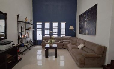 CASA EN VENTA EN FRACCIONAMIENTO FLANBOYANT