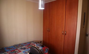 Venta amplia casa de 3 pisos en Condominio Balmaceda Sur
