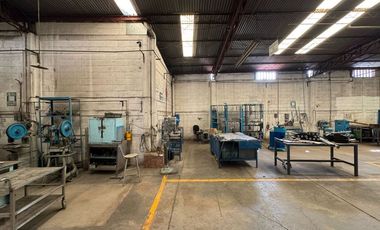 Nave Industrial en Venta | Iztacalco, CDMX | Ideal para Operación o Inversión