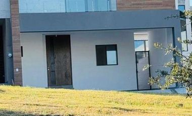 Casa en Venta Cumbres Elite Premier Sector Alpes Monterrey N.L.