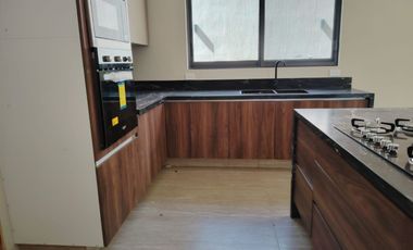 Casa con 192 m² de Terreno, 3 Recámaras en Venta en El Edén Residencial