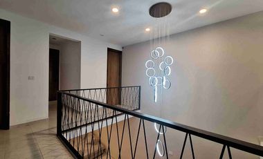 Se vende hermosa casa con 4 recámaras,  jardin y terraza en San Sebastian Tutla, Oaxaca