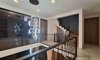 Se vende hermosa casa con 4 recámaras,  jardin y terraza en San Sebastian Tutla, Oaxaca