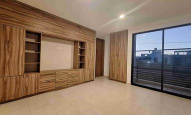 Se vende hermosa casa con 4 recámaras,  jardin y terraza en San Sebastian Tutla, Oaxaca