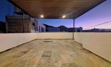 Se vende hermosa casa con 4 recámaras,  jardin y terraza en San Sebastian Tutla, Oaxaca