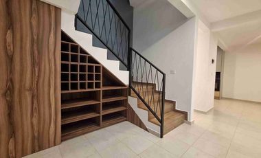 Se vende hermosa casa con 4 recámaras,  jardin y terraza en San Sebastian Tutla, Oaxaca