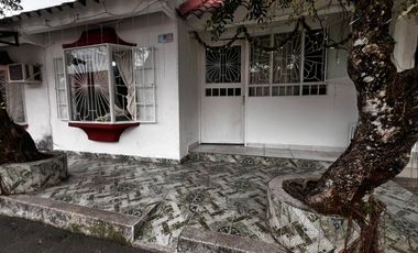 SE VENDE CASA EN CONJUNTO – BOSQUES DE ABAJAN 2