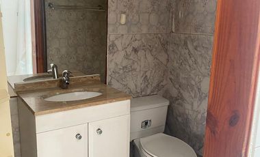 Oportunidad de inversión amplia casa en salida Sur de Valdivia