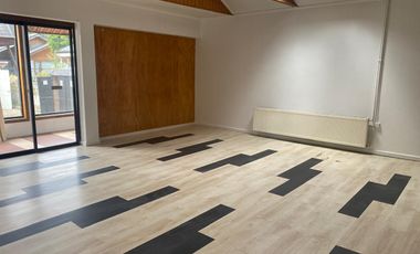 Oportunidad de inversión amplia casa en salida Sur de Valdivia