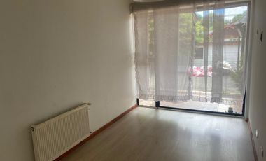 Oportunidad de inversión amplia casa en salida Sur de Valdivia