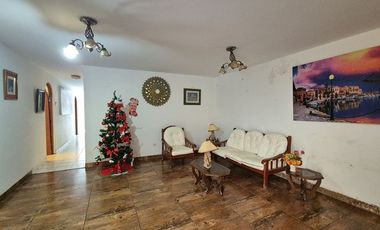 Vendo casa de playa en playa los pulpos Lurin 503 m2, piscina, 5 cocheras