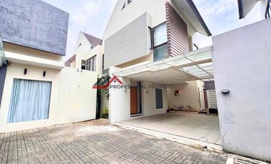 Rumah Modern Minimalis Dalam Town House Dekat Tol Desari