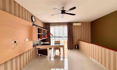 Rumah Modern Minimalis Dalam Town House Dekat Tol Desari