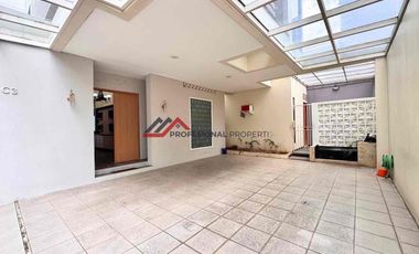 Rumah Modern Minimalis Dalam Town House Dekat Tol Desari
