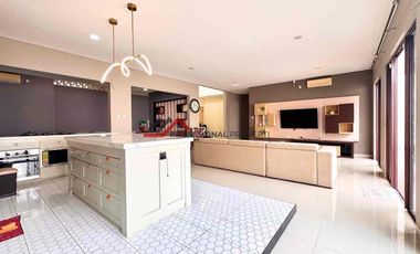 Rumah Modern Minimalis Dalam Town House Dekat Tol Desari