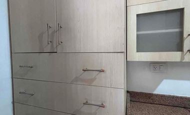 Departamento Amoblado Planta Baja de 2 Dormitorios en Urdesa Central (NO POSEE GARAJE)