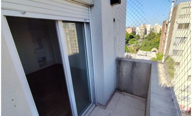 ALQUILA: Dpto 2 Dormitorios + Escritorio, Balcón / B° General Paz