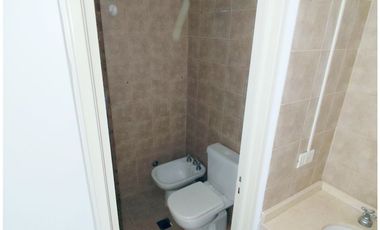 ALQUILA: Dpto 2 Dormitorios + Escritorio, Balcón / B° General Paz