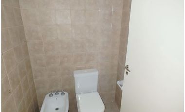 ALQUILA: Dpto 2 Dormitorios + Escritorio, Balcón / B° General Paz