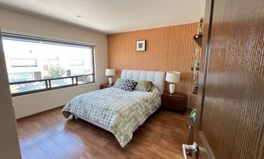 Casa en renta en Lomas Virreyes Calimaya, modelo Madeira