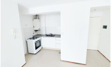 ALQUILA: Dpto 1 Dormitorio, 2 Baños, balcón Grande / NUEVA CORDOBA