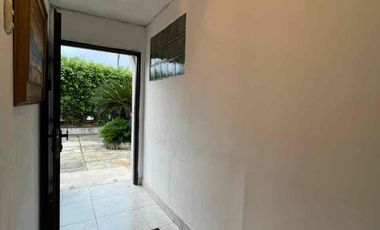 Alquilo Departamento 3 dormitorios en Lomas de Urdesa