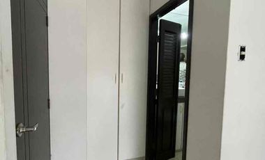 Alquilo Departamento 3 dormitorios en Lomas de Urdesa