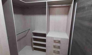 Departamento moderno de alquiler en Urb. Santa Cecilia (sector cerrado)