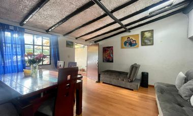 Casa de dos niveles en Rodamontal, Cogua Cundinamarca