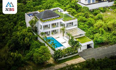 FOR SALE LUXURY VILLA WITH BEAUTIFUL SWIMMING POOL AND VIEW AT KUTA SELATAN BALI