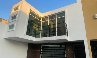 Casa Venta al sur con acabados residenciales