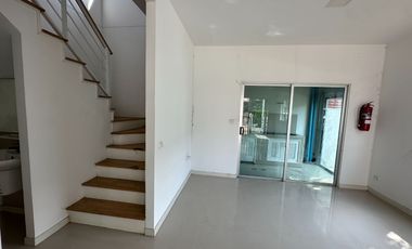 ขายทาวน์เฮ้าส์ หลังมุม - หมู่บ้านพฤกษาวิลล์ 100 พหลโยธิน คลองหลวง