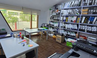 SE VENDE CASA EN SAN ISIDRO PARA EMPRESA O PROYECTO