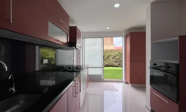 ZONA VERDE PRIVADA Y BUENA UBICACION