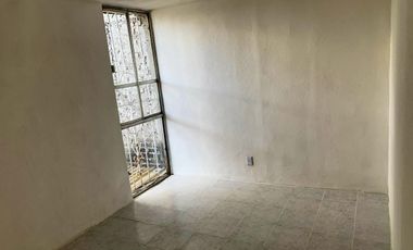 Casa recién remodelada en La Guadalupana, 2 rec, 1 est., acepto créditos