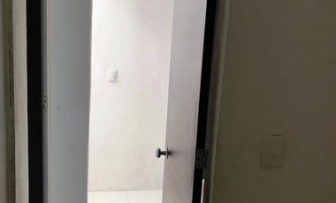 Casa recién remodelada en La Guadalupana, 2 rec, 1 est., acepto créditos