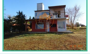 OPORTUNIDAD DE INVERSIÓN! DOS CABAÑAS EN TERRENO 1.000M2, CON ESCRITURA. POTRERO DE GARAY. CORDOBA