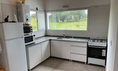 CASA 2 DORMITORIOS-PILETA-COCHERA-TERRENO 1.000M2-ESCRITURA-B° RESIDENCIAS ORIGINALES-POTRERO DE GARAY-CORDOBA