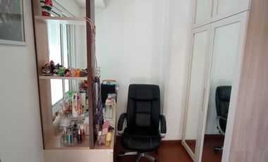 Rumah Full Renovasi di Taman Palem Lestari Dekat Mall