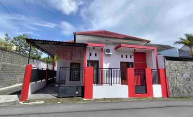 Disewakan Rumah Hook Strategis di Karangsari,Wedomartani, Ngemplak, Sleman Dekat Stadion Maguwoharjo