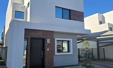CASA DE RENTA EN ANTARES RESIDENCIAL