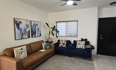 CASA DE RENTA EN ANTARES RESIDENCIAL