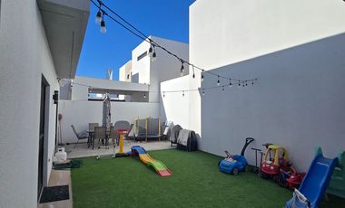 CASA DE RENTA EN ANTARES RESIDENCIAL