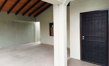 CASA DE RENTA EN FRACCIONAMIENTO LAS HADAS, COLONIA ALAMITOS