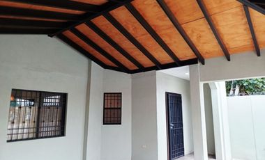 CASA DE RENTA EN FRACCIONAMIENTO LAS HADAS, COLONIA ALAMITOS