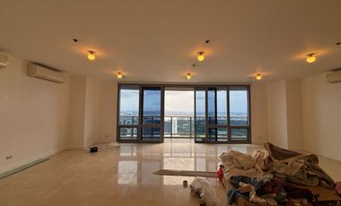 The Suites For Lease 4 Bedroom with 3 Parking BGC Taguig City