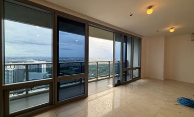 The Suites For Lease 4 Bedroom with 3 Parking BGC Taguig City