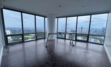 The Suites For Lease 4 Bedroom with 3 Parking BGC Taguig City