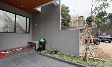 Rumah 2 lantai di Lebak Bulus Dengan Bonus Gratis Mobil Listrik dan Free Kitchen Set Jaksel