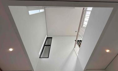 Rumah 2 lantai di Lebak Bulus Dengan Bonus Gratis Mobil Listrik dan Free Kitchen Set Jaksel